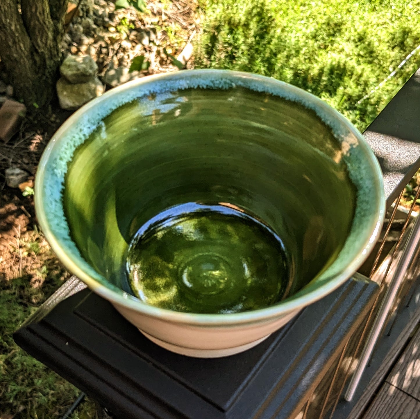 Mossy White - Medium Bowl